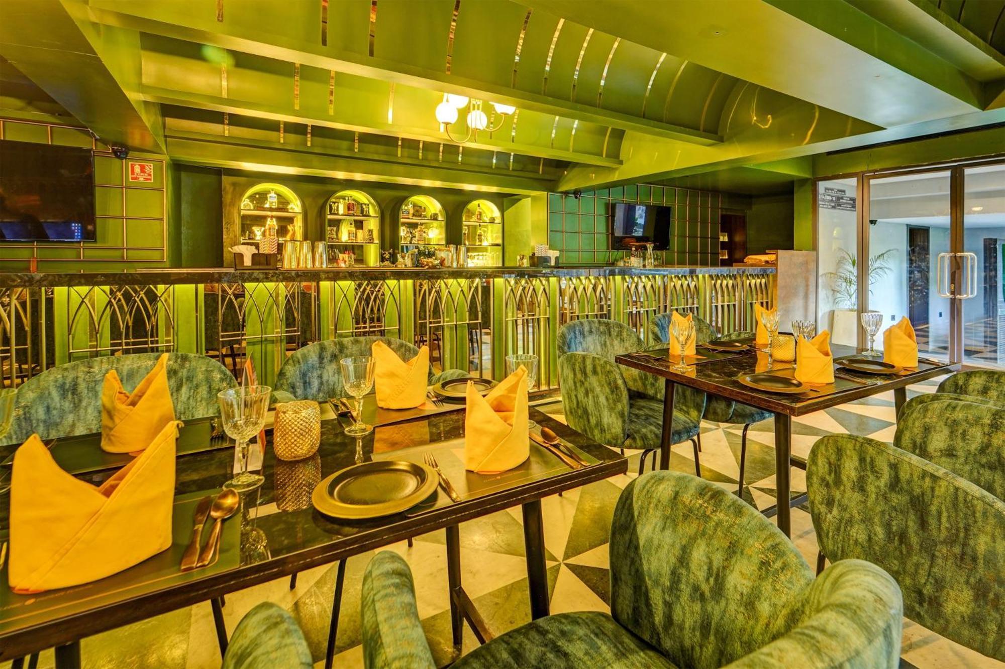 Palette - The Slate Hotel Nungambakkam Chennai Exterior photo