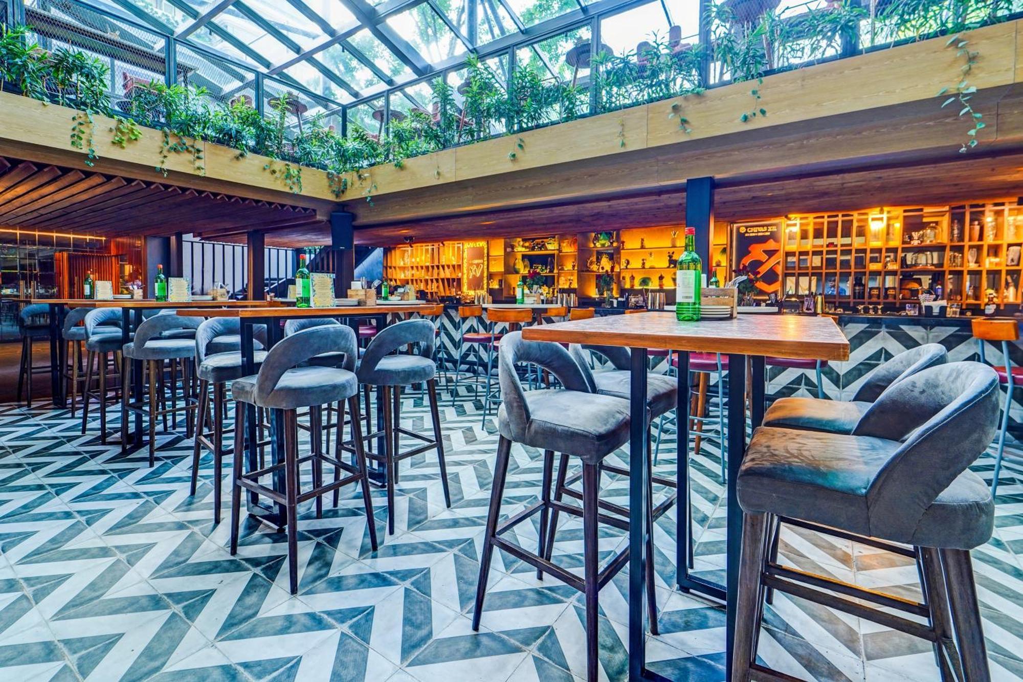 Palette - The Slate Hotel Nungambakkam Chennai Exterior photo