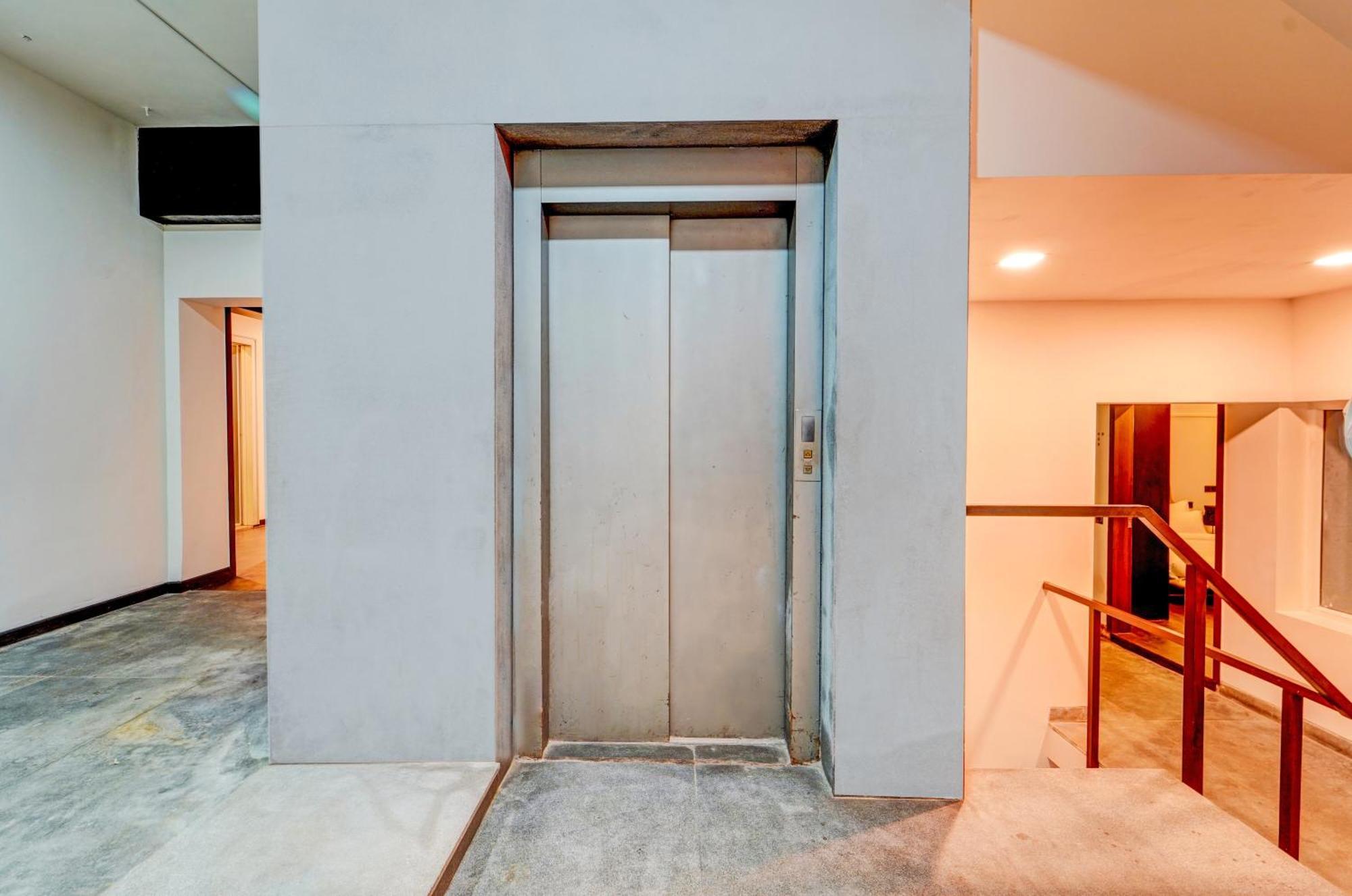 Palette - The Slate Hotel Nungambakkam Chennai Exterior photo