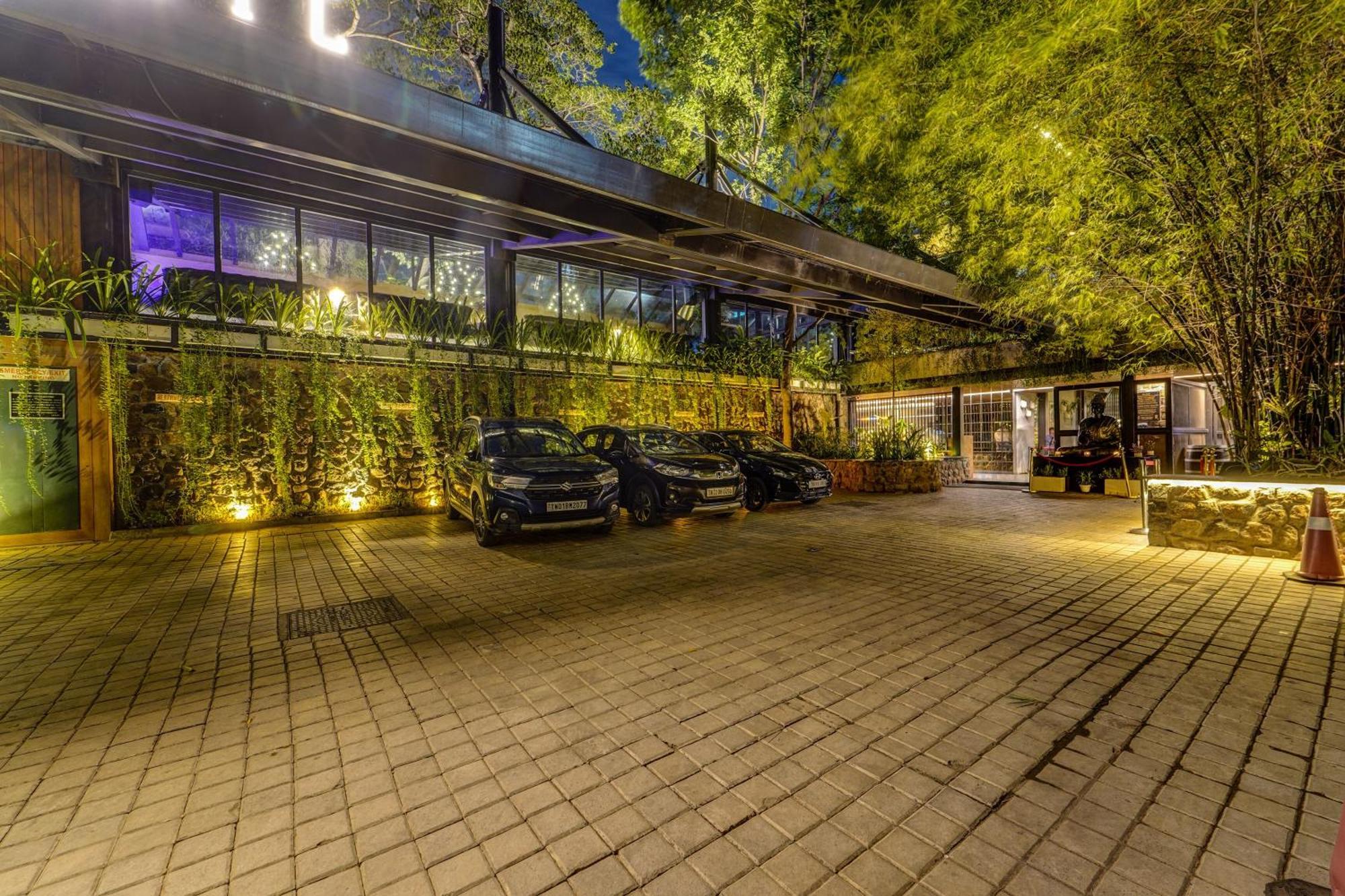Palette - The Slate Hotel Nungambakkam Chennai Exterior photo